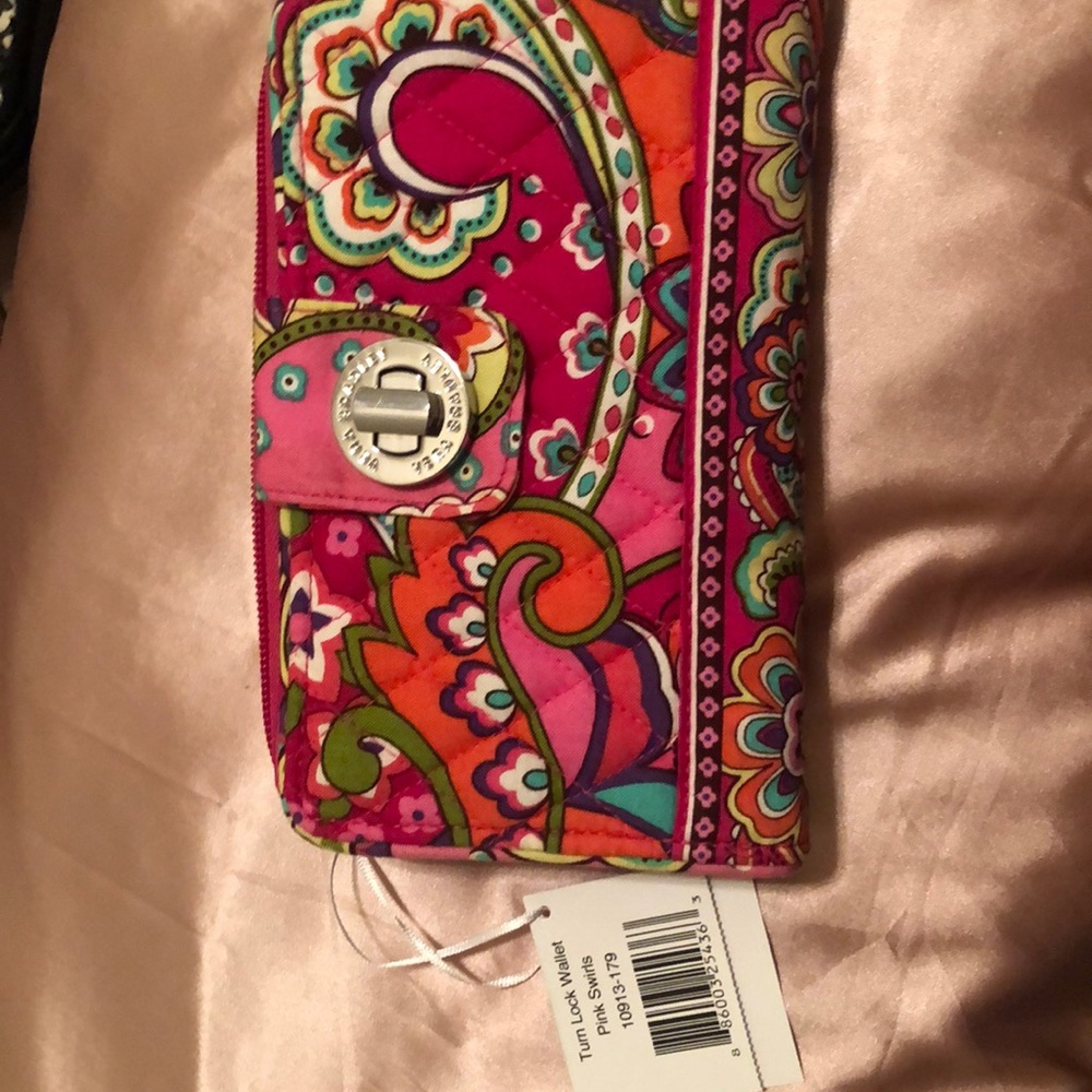 Vera Bradley turn lock wallet